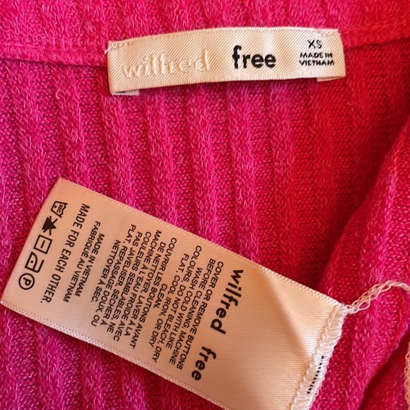 Wilfred Free Halo Long Sleeve Top Pink Never Used - Picture 3 of 3